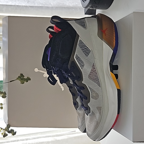 Air Jordan XXXVII Light Bone Fire Red Black Retro Men's 13 - Picture 1 of 17